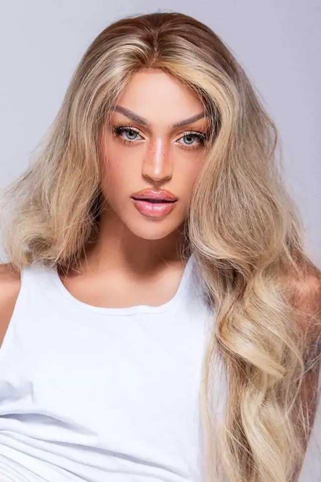 Фото Паблло Віттар (Pabllo Vittar)