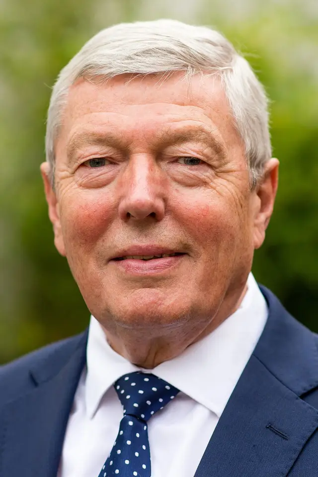 Фото  (Alan Johnson)
