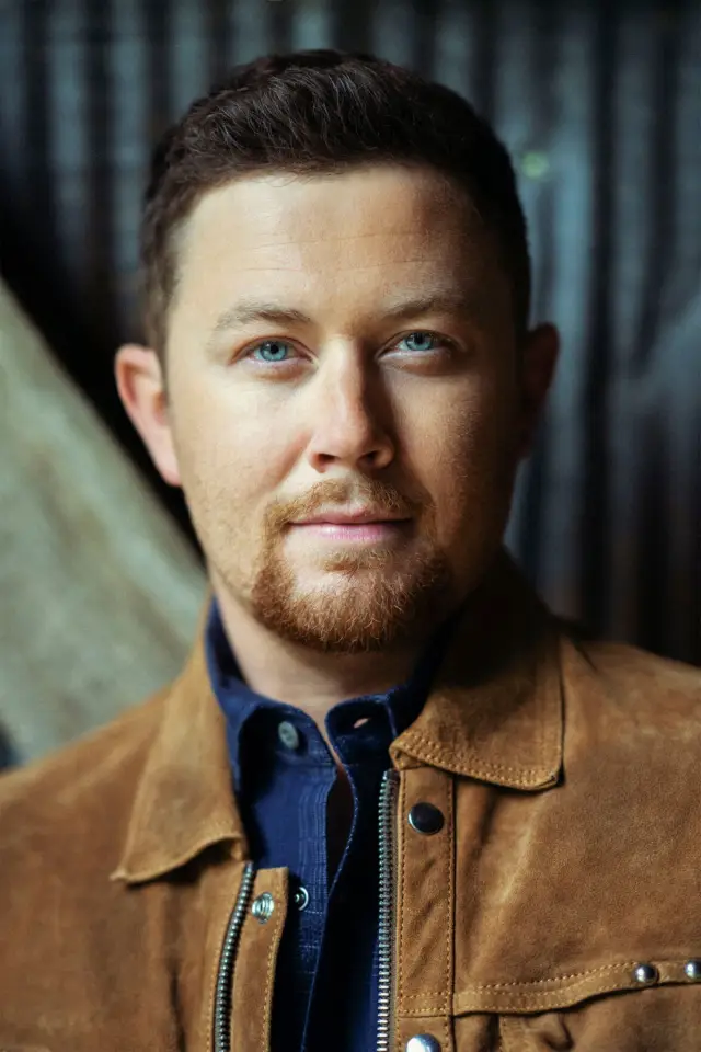 Фото  (Scotty McCreery)