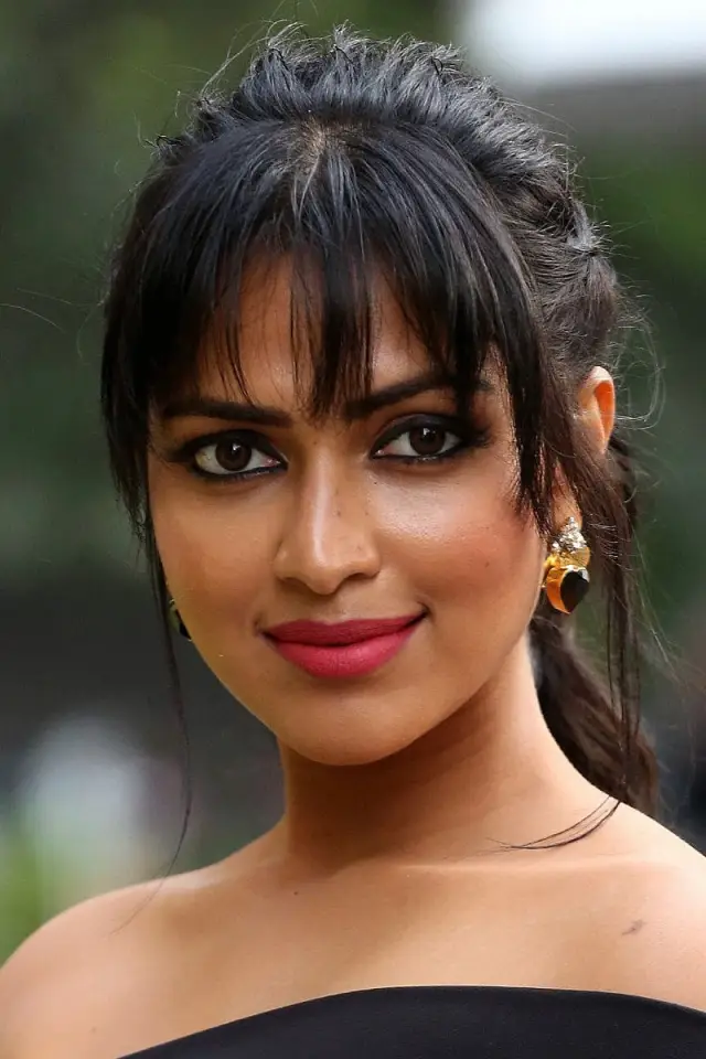 Фото Амала Пол (Amala Paul)