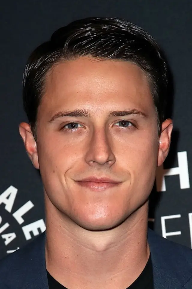 Фото Шейн Гарпер (Shane Harper)