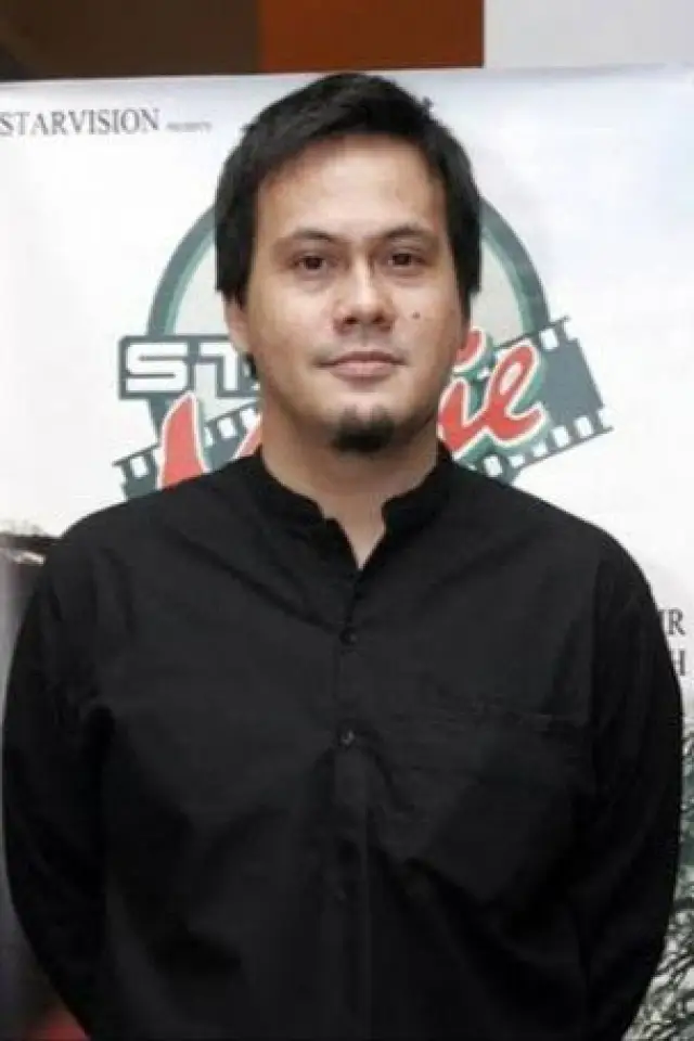 Фото  (Wong Aksan)