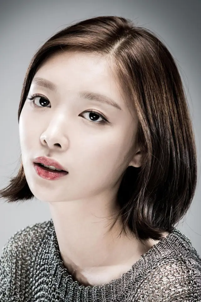 Фото  (Kim Ha-kyung)