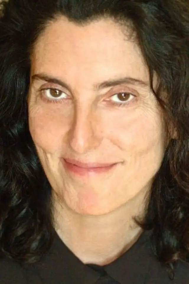 Фото  (Tina Landau)