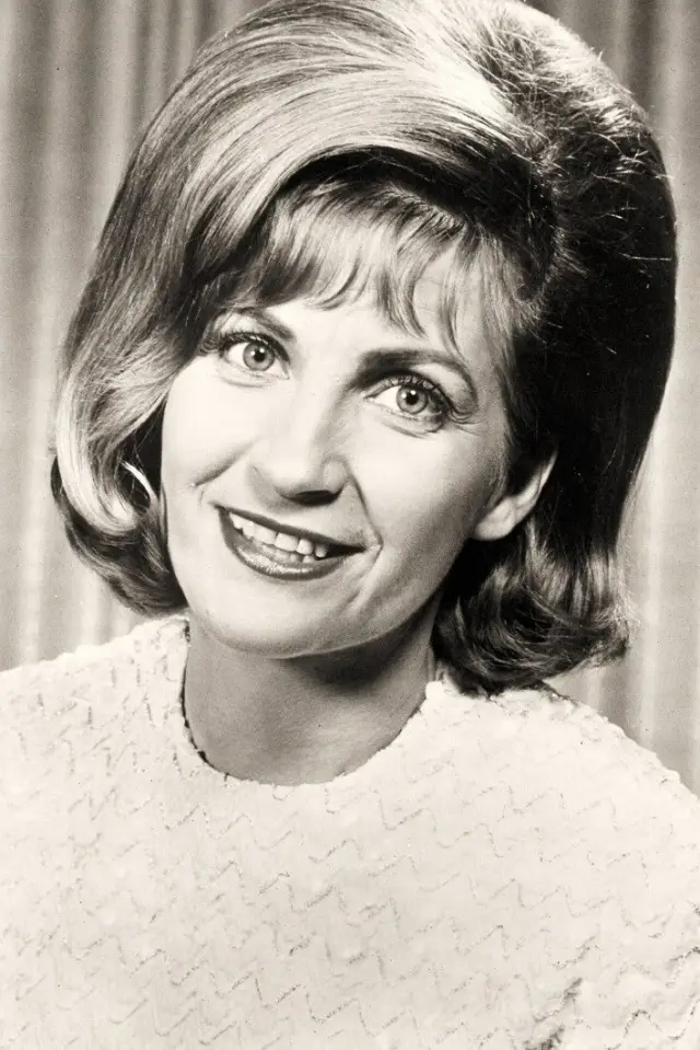 Фото  (Skeeter Davis)