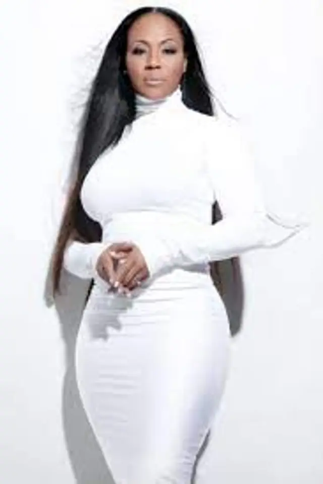 Фото  (Erica Campbell)