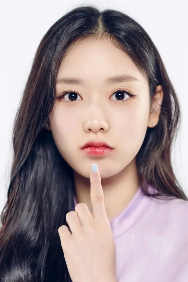 Фото  (Kim Do-ah)