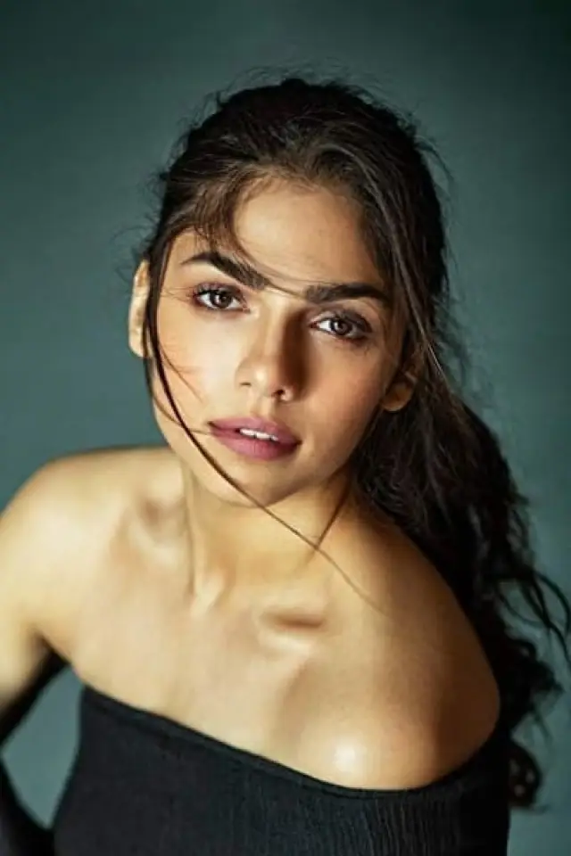 Фото  (Sharmin Segal)