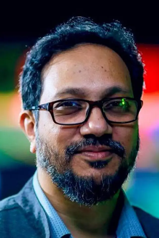 Фото  (Akram Khan)