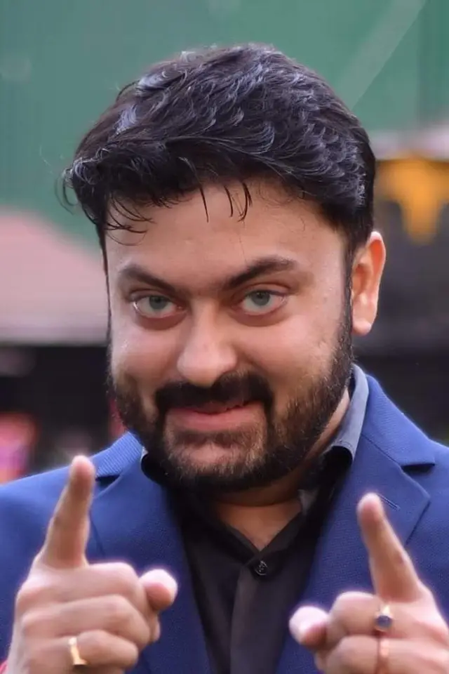 Фото Сахеб Чаттерджі (Saheb Chatterjee)
