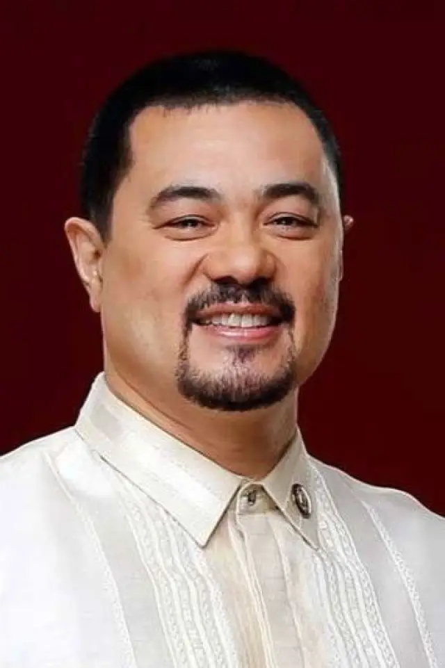 Фото  (Monsour Del Rosario)