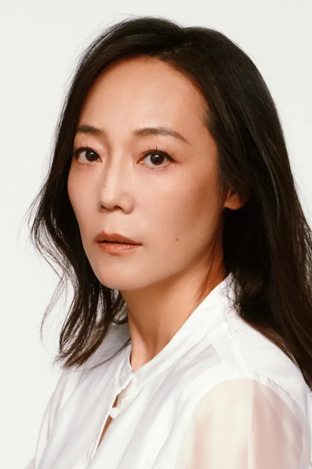 Фото  (Wang Meiqian)