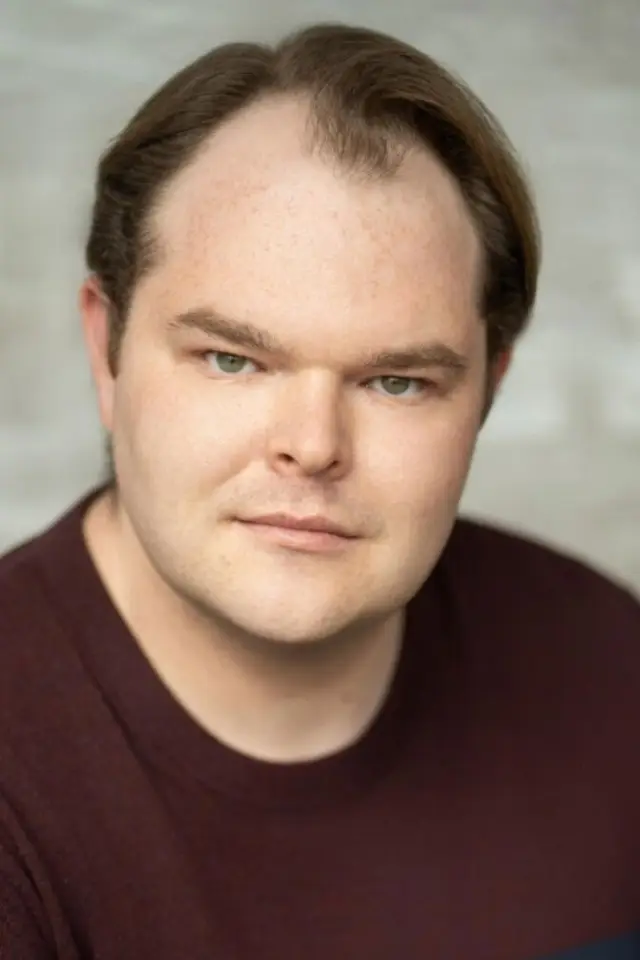 Фото  (Brandon Knox)