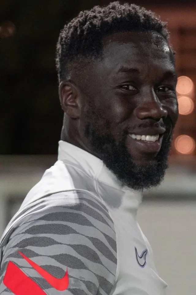 Фото  (Bacary Sagna)