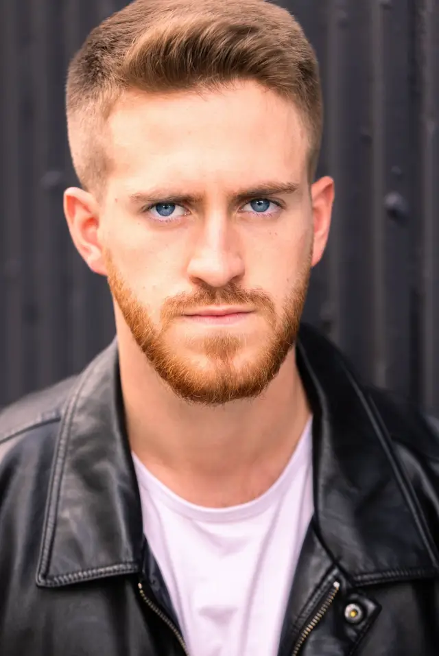 Фото  (Michael-Eoin Stanney)