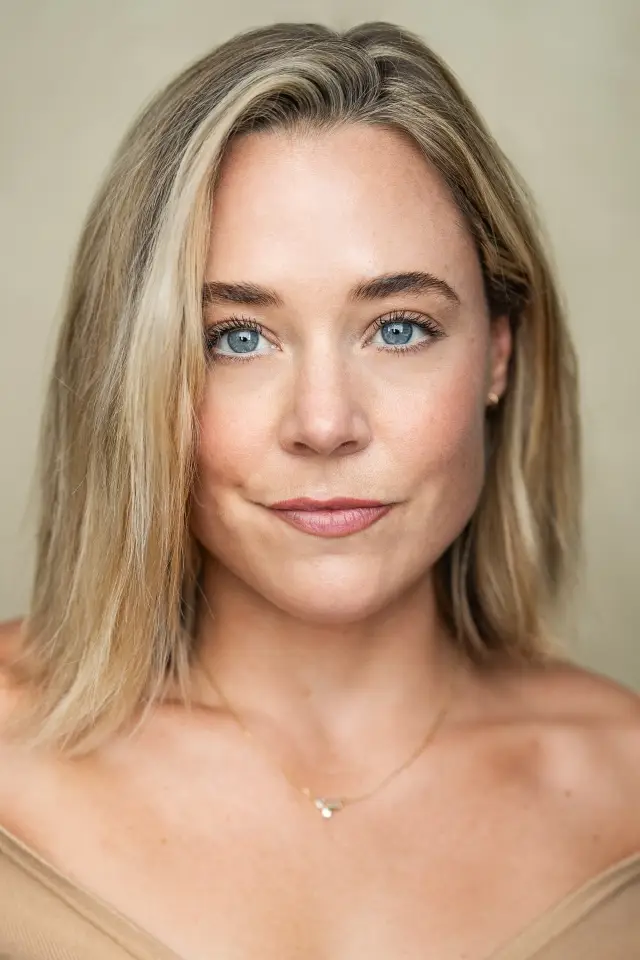Фото Еріка Геннінґсен (Erika Henningsen)