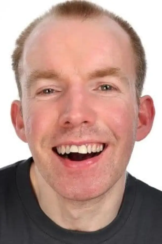 Фото  (Lee Ridley)