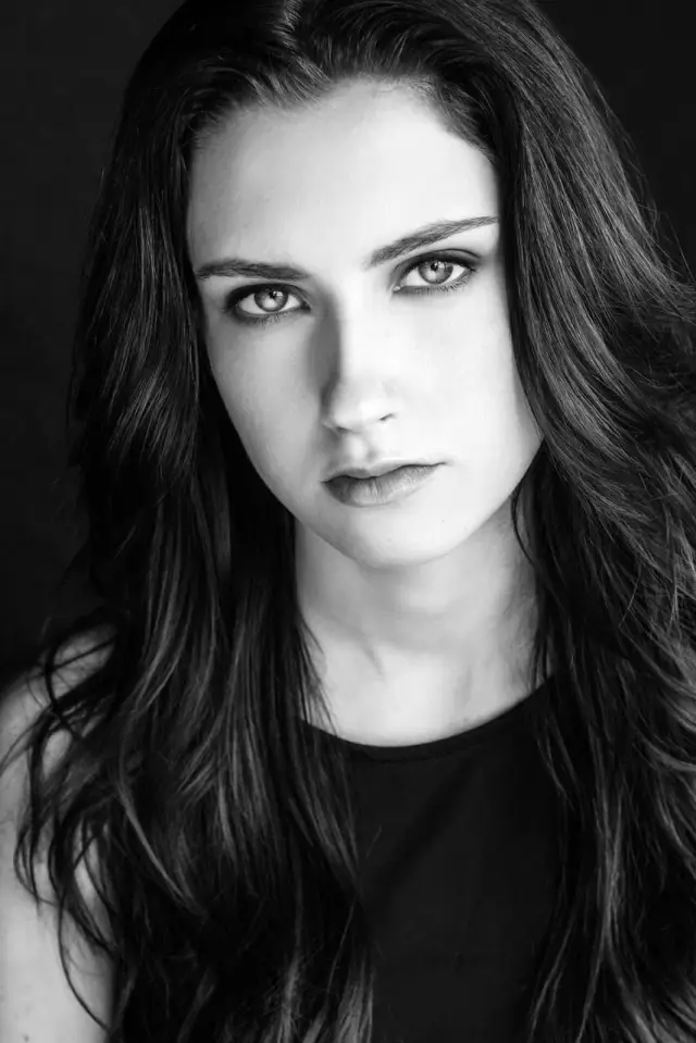 Фото  (Shatara Crowe)