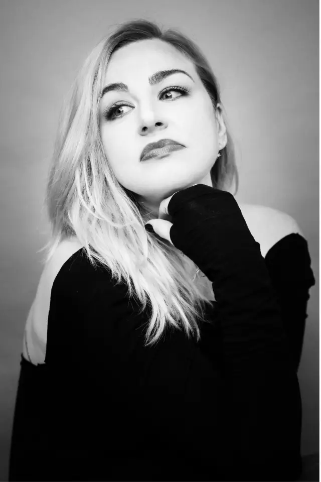 Фото  (Bethany Watson)