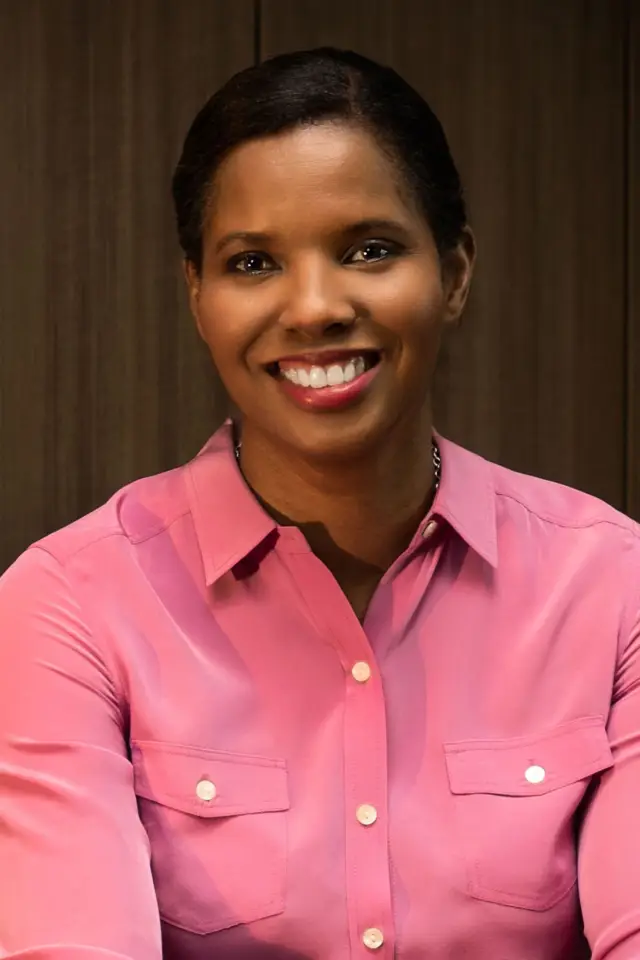 Фото  (Briana Scurry)