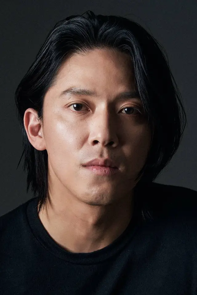 Фото  (Jung Yong-hee)