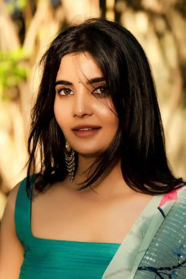 Фото  (Madhuri Jain)