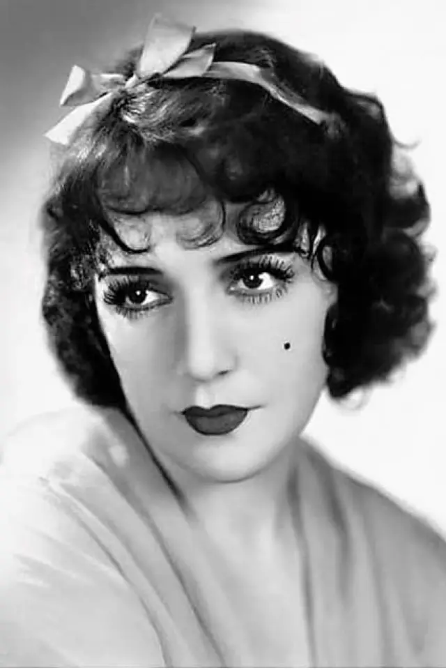 Фото Бебе Деніелс (Bebe Daniels)