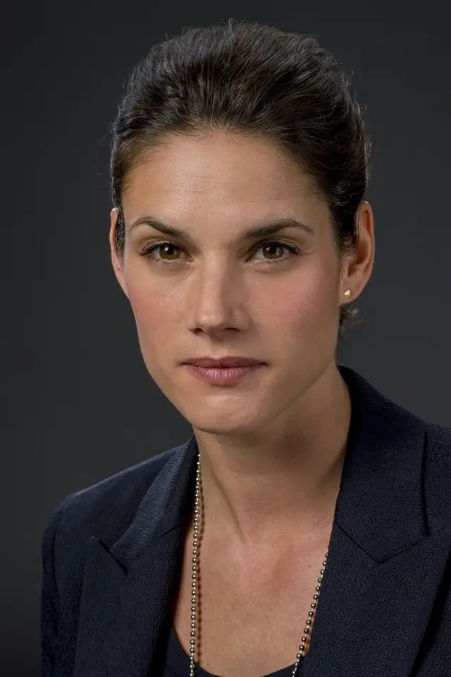 Фото Міссі Перегрим (Missy Peregrym)