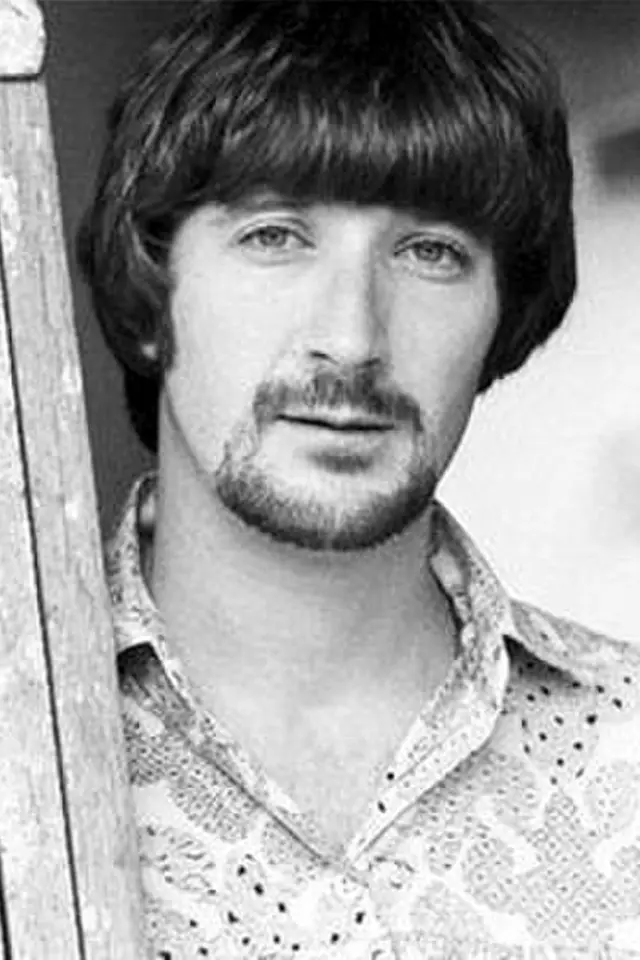 Фото  (Denny Doherty)