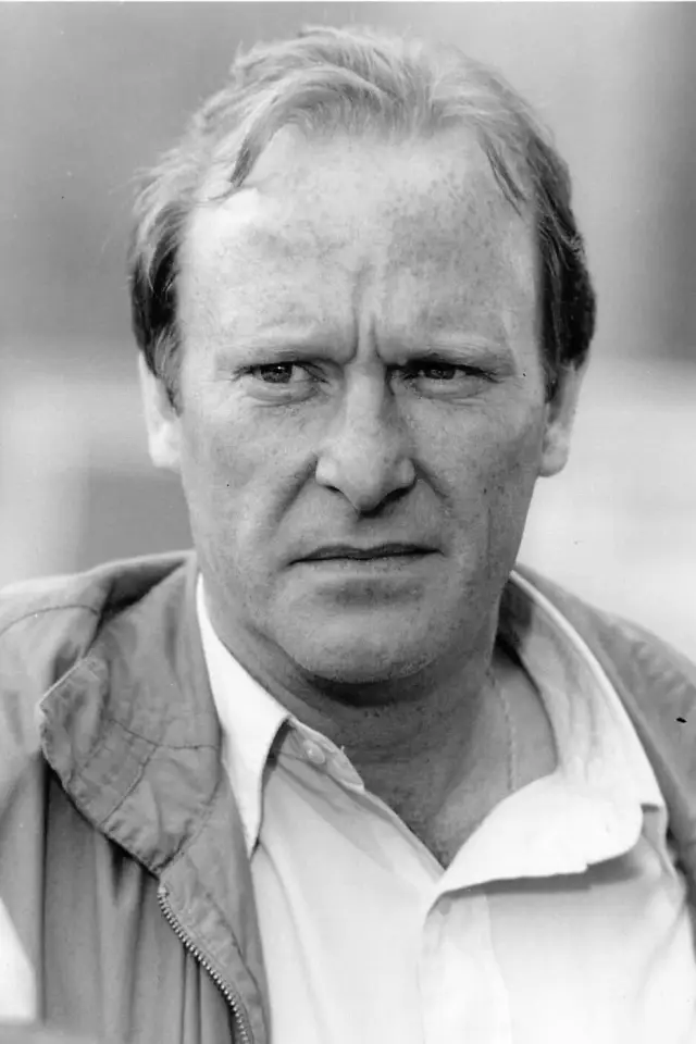 Фото Денніс Вотерман (Dennis Waterman)