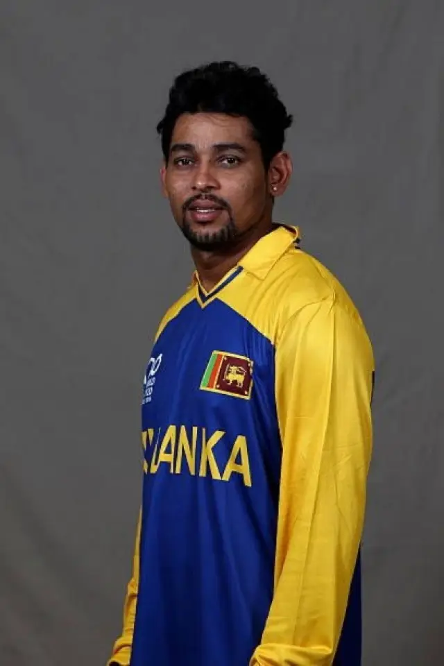 Фото  (Tillakaratne Dilshan)