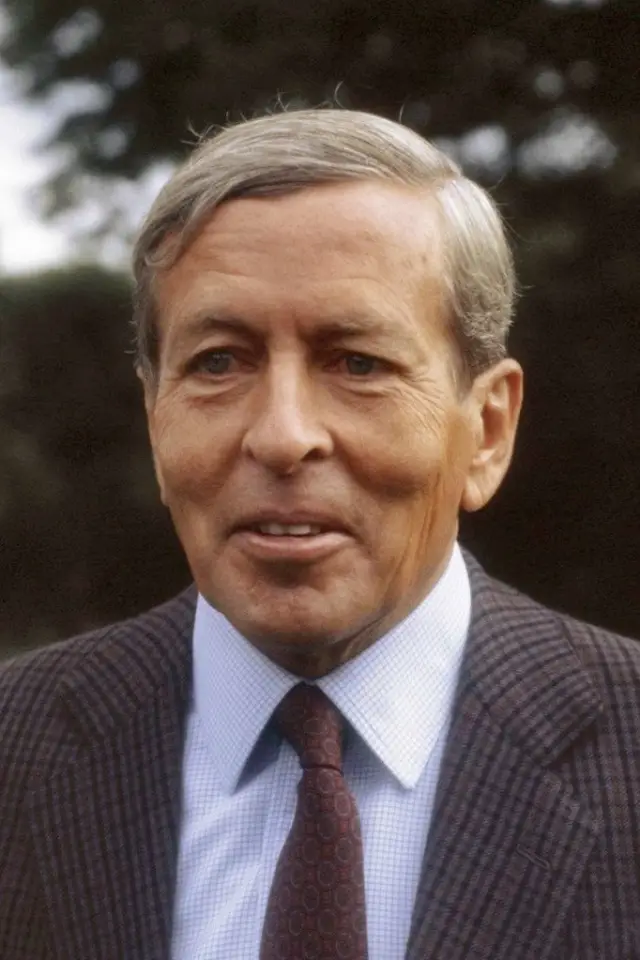 Фото  (Prince Claus of the Netherlands)