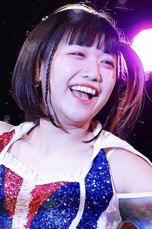 Фото Момока Ханазоно (Momoka Hanazono)