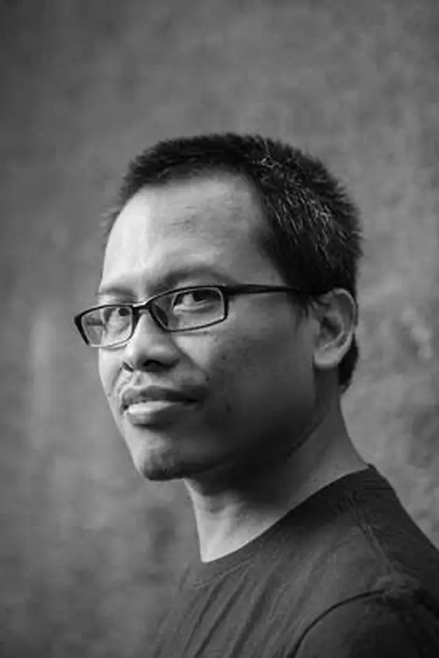 Фото  (Eka Kurniawan)