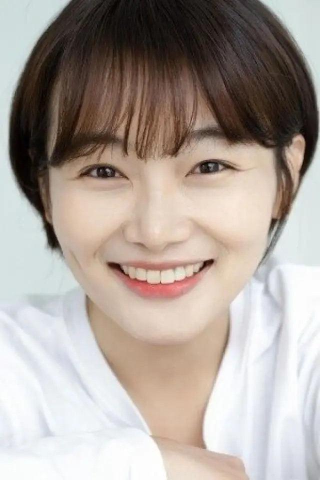 Фото  (Lee Ha-eum)