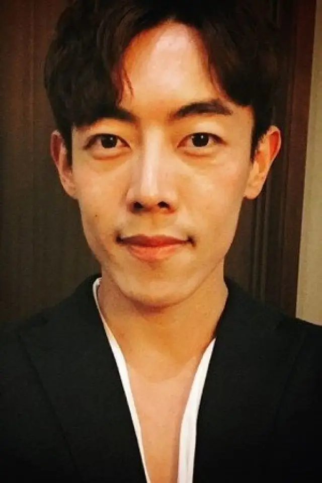 Фото  (Kang Min-wook)