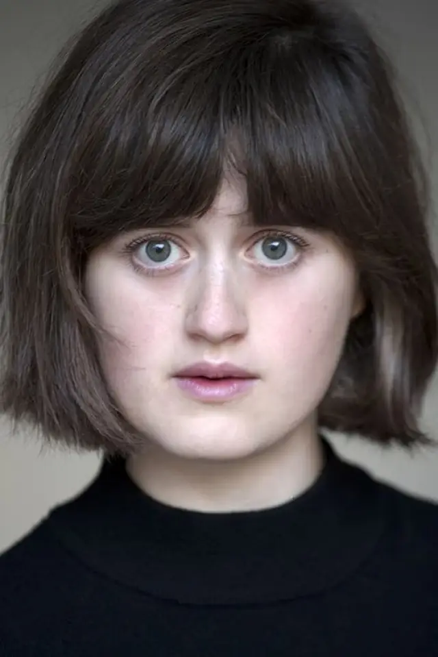 Фото Елла Брукколері (Ella Bruccoleri)