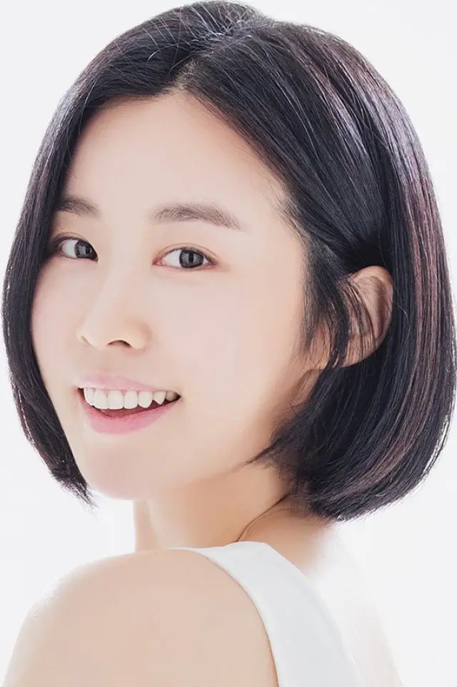 Фото  (Kim Hye-won)