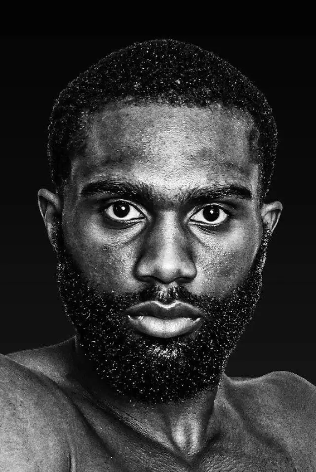 Фото  (Jaron Ennis)