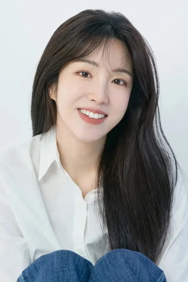 Фото  (Bae Jin-yea)