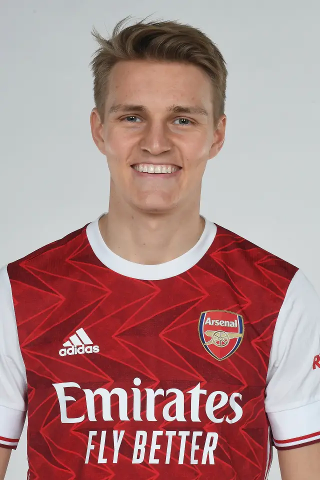Фото  (Martin Ødegaard)