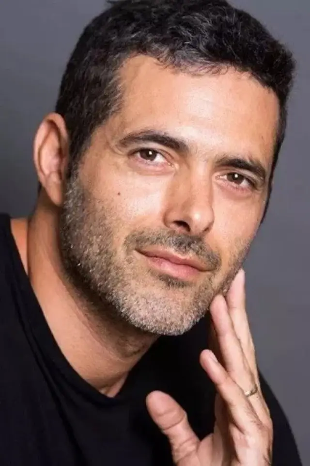 Фото  (Dan Shapira)
