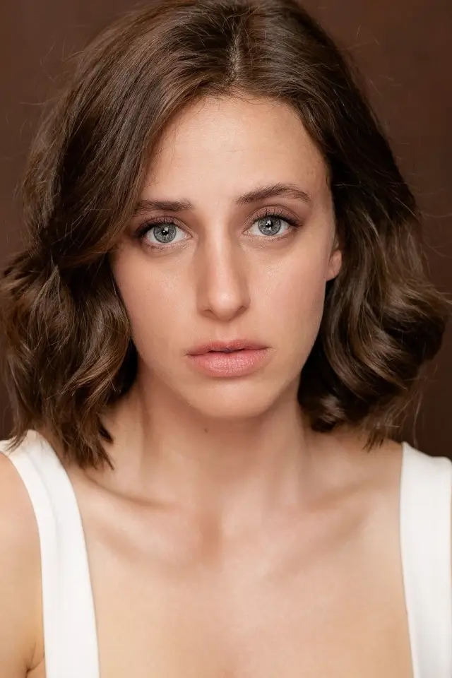 Фото  (Elise Greene)
