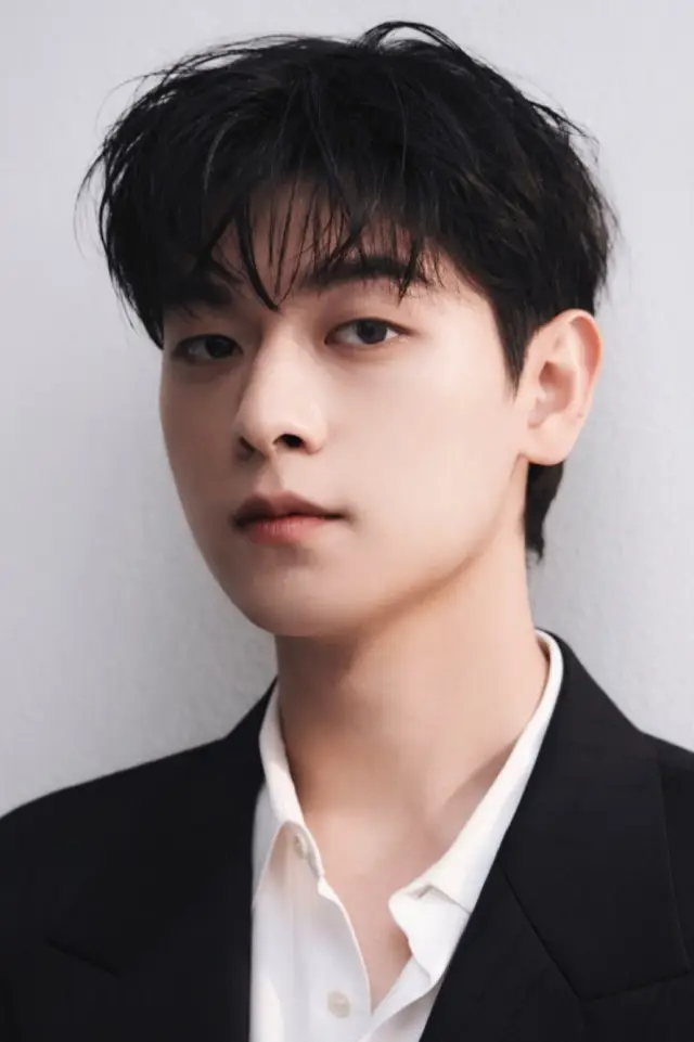 Фото  (Woo Ji-han)
