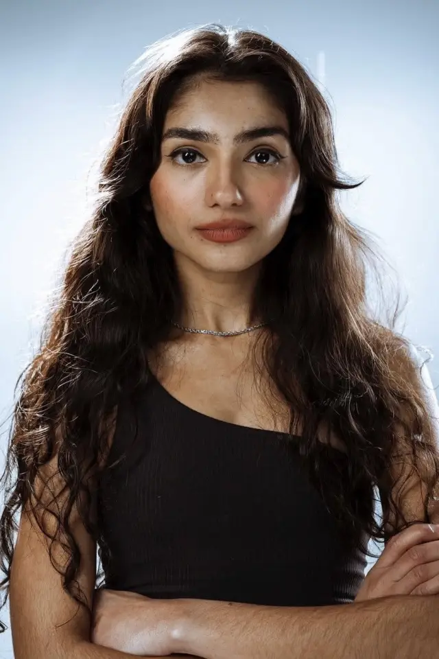 Фото  (Kairavi Desai)