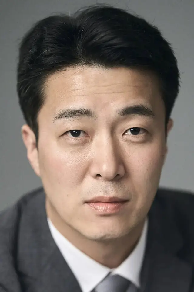Фото  (Kang Myung-soo)