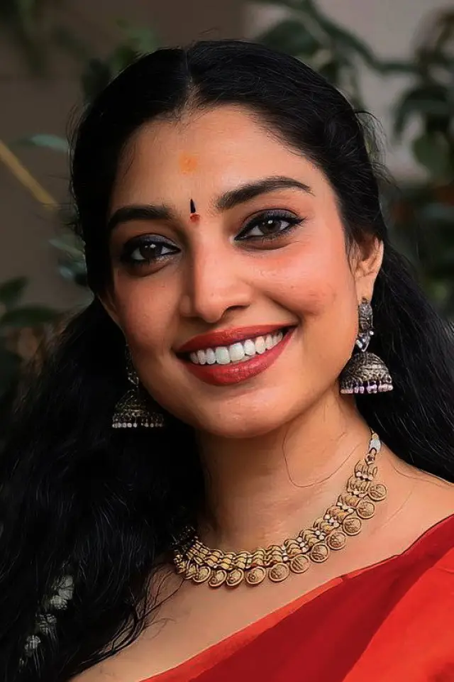 Фото  (Rithu Manthra)