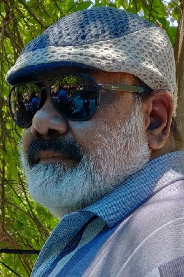 Фото  (S.V. Sivaram)