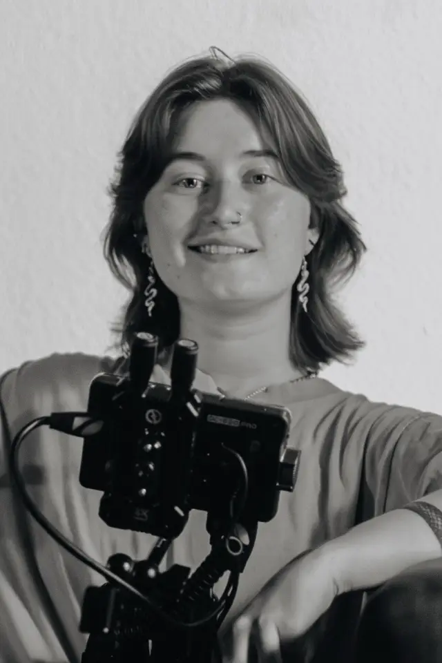 Фото Грейс Міллс (Grace Mills)