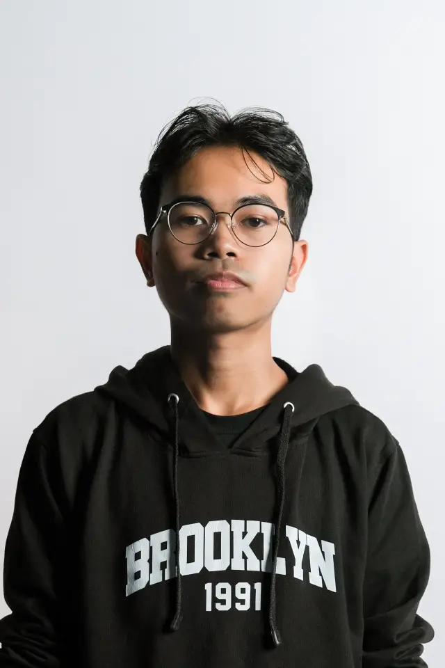 Фото  (Gilang Pratama)
